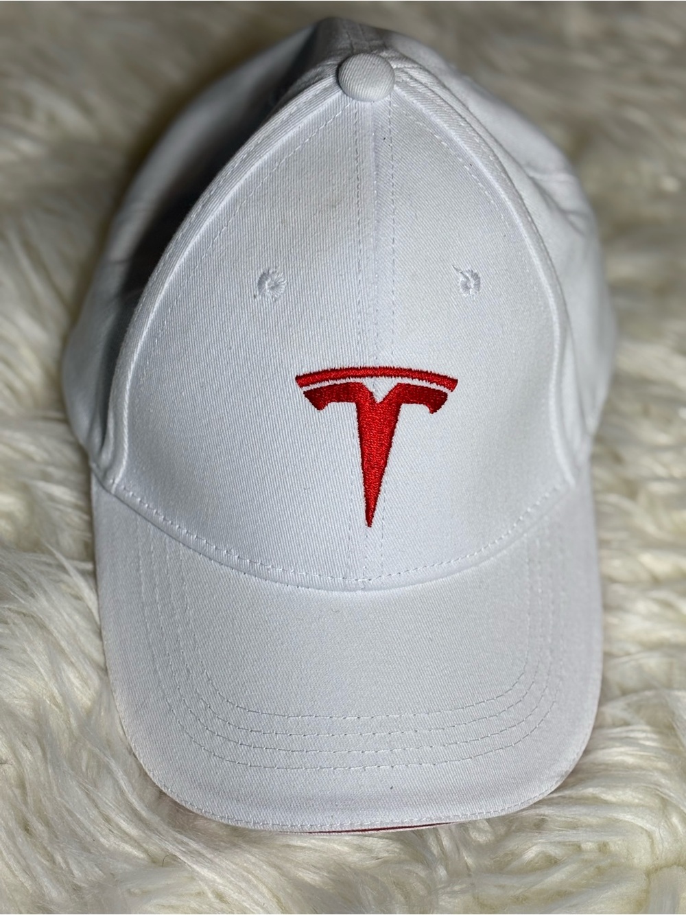 Tesla Motors Logo Baseball Cap White Red Embroidered Adjustable Hat Mens 58cm